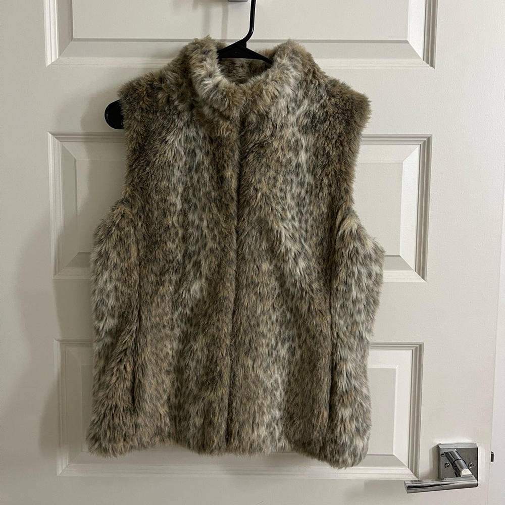 Banana republic faux fur vest